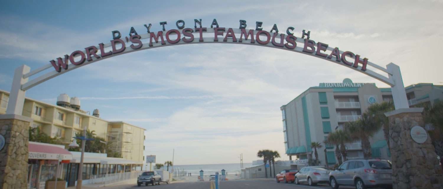 Der BMW M6 GT3 auf legendären Rennstrecken weltweit – von Daytona bis Bathurst